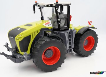 Britains Model traktor CLAAS XERION 5000 1:32 22 cm